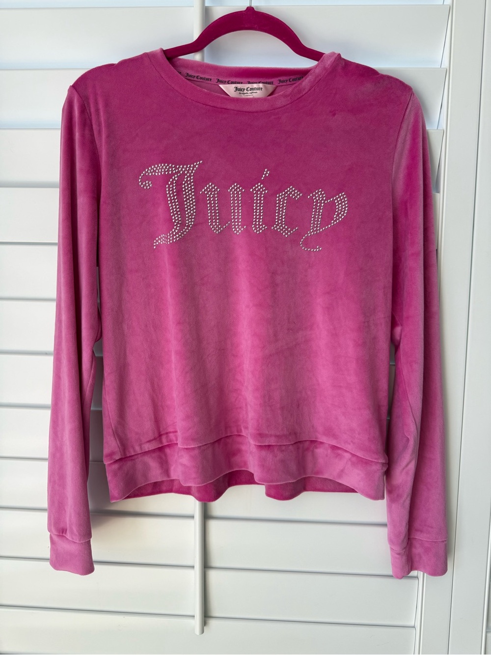 Juicy Couture Pink Velour Rhinestone Lounge Sleep Top M